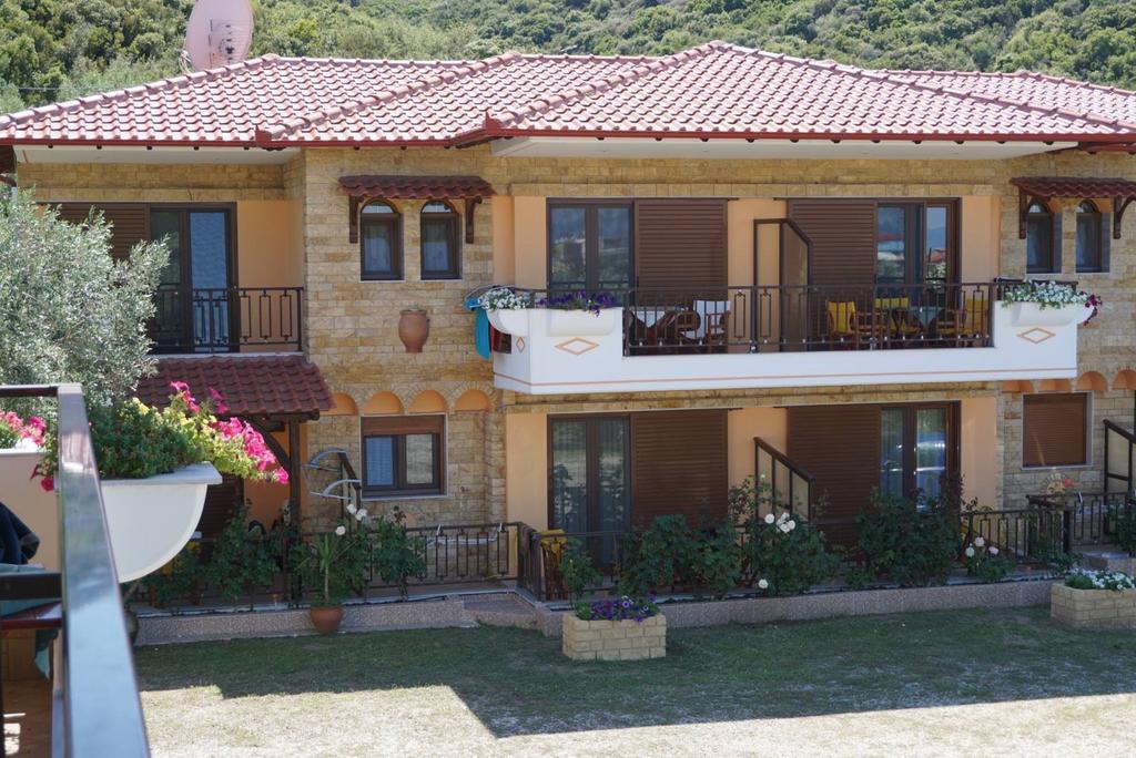 Studios Alexandros Sarti Exterior photo